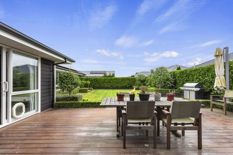 Photo of property in 8 Beech Drive, Rangiora, 7400