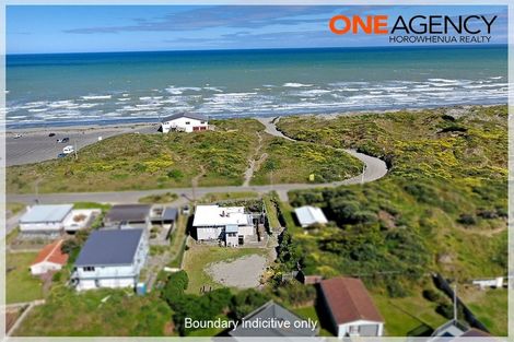 Photo of property in 11 Marine Parade South, Foxton Beach, Foxton, 4815