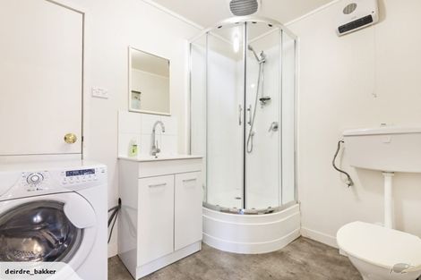 Photo of property in 2 Kopiko Way, Brooklyn, Wellington, 6021