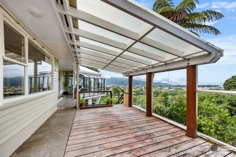 Photo of property in 4 Wairere Road, Belmont, Lower Hutt, 5010