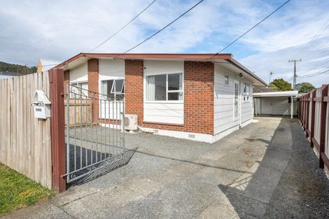Photo of property in 2/56 Ward Street, Trentham, Upper Hutt, 5018