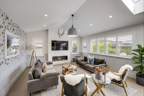 Photo of property in 11 Arrow Place, Te Awa, Napier, 4110