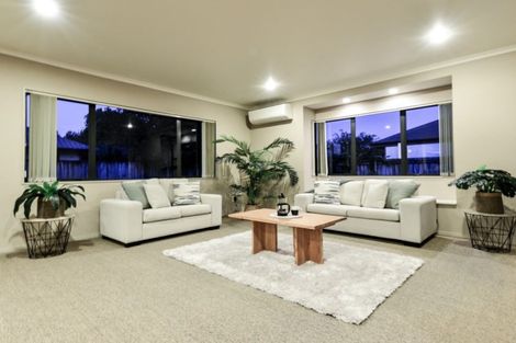 Photo of property in 8 Magellan Rise, Flagstaff, Hamilton, 3210