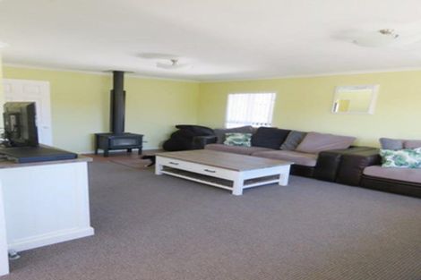 Photo of property in 6 Puketotara Street, Highlands Park, New Plymouth, 4312