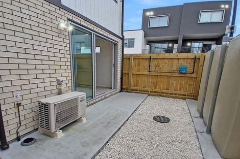 Photo of property in 10 Ngae Place, Mangere East, Auckland, 2024