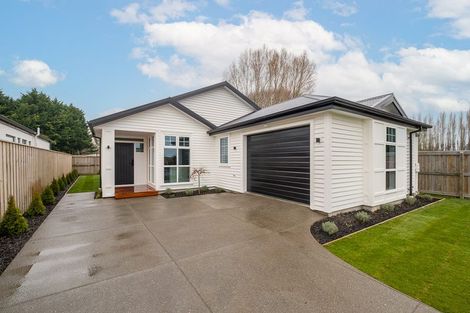 Photo of property in 17 Cartvale Drive, Marshland, Christchurch, 8051