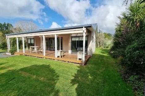Photo of property in 129 Tara Road, Mangawhai, Kaiwaka, 0573