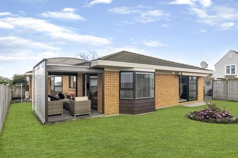 Photo of property in 2/61 Amaru Road, One Tree Hill, Auckland, 1061