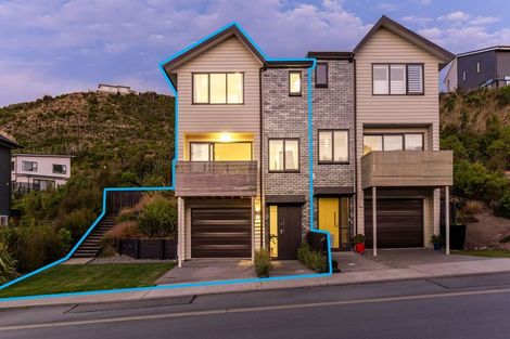 Photo of property in 7 Holystone Road, Whitby, Porirua, 5024