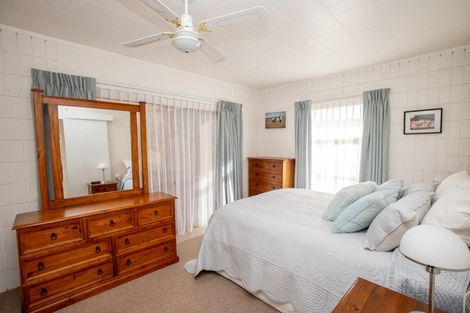 Photo of property in 6 Pinnock Place, Ngatea, 3503