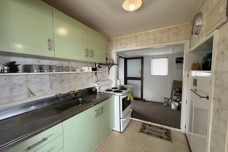 Photo of property in 11a Beach Road, Mokau, 4376