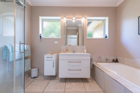 Photo of property in 2 Toetoe Lane, Redwood Valley, Richmond, 7081