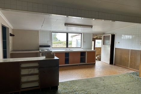 Photo of property in 864 Bluff Highway, Woodend, Invercargill, 9877