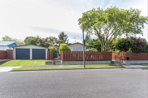 Photo of property in 25 Strathmore Avenue, Levin, 5510