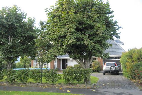 Photo of property in 18 Gothic Place, Ilam, Christchurch, 8041