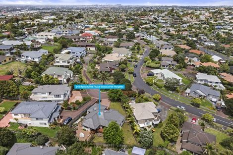 Photo of property in 14 Mandeville Place, Unsworth Heights, Auckland, 0632