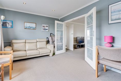 Photo of property in 4 Merton Place, Bryndwr, Christchurch, 8053