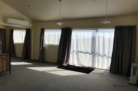 Photo of property in 32 Morere Street, Titahi Bay, Porirua, 5022