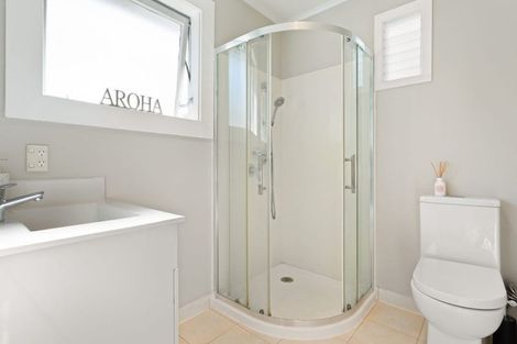 Photo of property in 59 Avondale Road, Avondale, Auckland, 1026