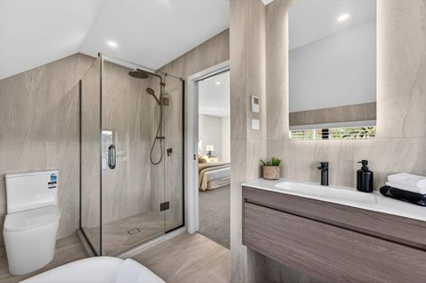 Photo of property in 1a Prestige Place, Castor Bay, Auckland, 0620