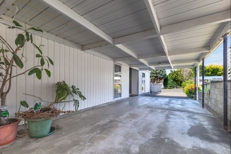 Photo of property in 33 Highbury Drive, Levin, 5510