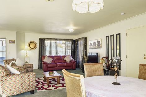 Photo of property in 2/50 Nuffield Avenue, Marewa, Napier, 4110