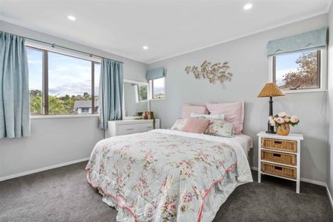 Photo of property in 108 Weatherly Road, Torbay, Auckland, 0630