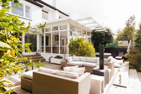 Photo of property in 73 Jickell Street, Hokowhitu, Palmerston North, 4410