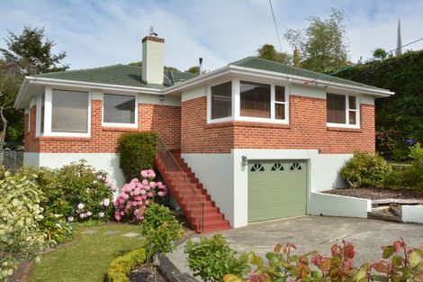 Photo of property in 171 Easther Crescent, Kew, Dunedin, 9012