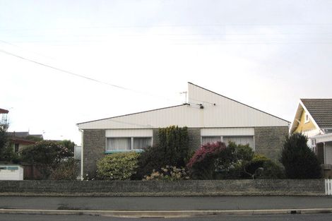 Photo of property in 42 Beach Street, Saint Clair, Dunedin, 9012