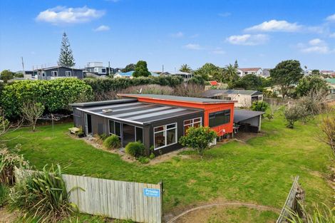 Photo of property in 564a Pukehina Parade, Pukehina, Te Puke, 3189