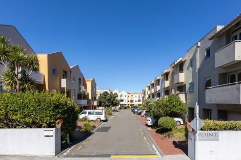 Photo of property in Marrakech Cafe, 35/305 Evans Bay Parade, Hataitai, Wellington, 6021