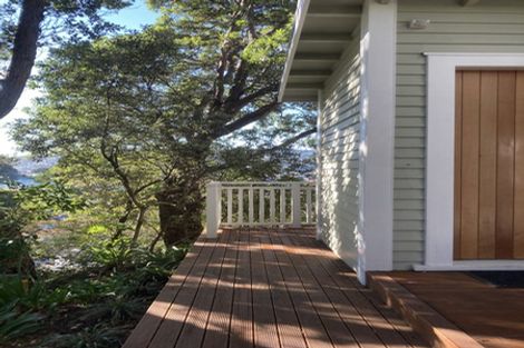 Photo of property in 63 Severn Street, Island Bay, Wellington, 6023