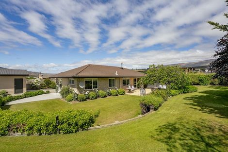 Photo of property in 32 Missy Crescent, Mount Pisa, Cromwell, 9383