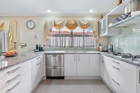 Photo of property in 42 Topland Drive, Flat Bush, Auckland, 2019