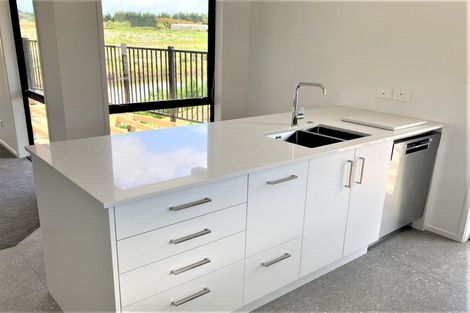 Photo of property in 4 Kauri Lane, Omokoroa, 3114