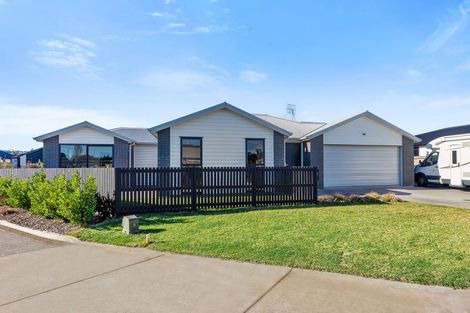 Photo of property in 42 Hinaki Street, Poike, Tauranga, 3112