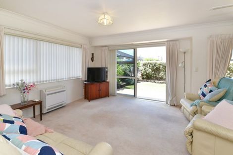 Photo of property in 139b Centreway Road, Orewa, 0931