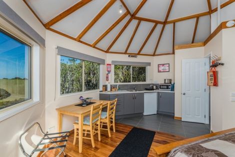 Photo of property in 206 Te Toiroa Road, Ngunguru, Whangarei, 0173