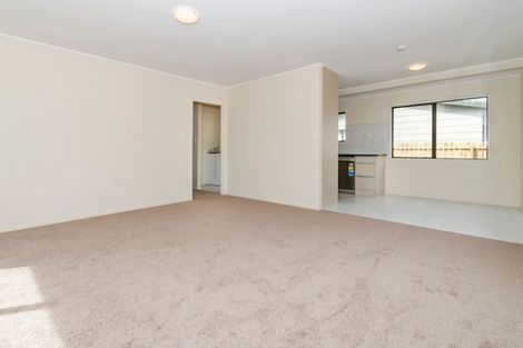 Photo of property in 2/41 Station Road, Takanini, 2112