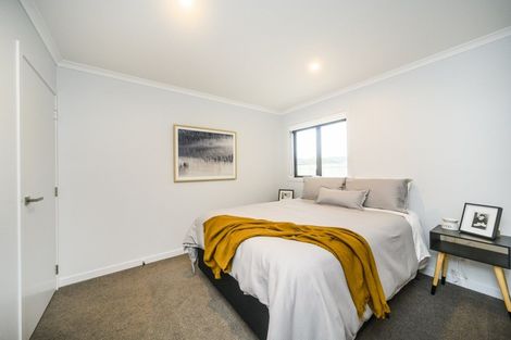 Photo of property in 18 Cyprus Place, Fitzherbert, Palmerston North, 4410