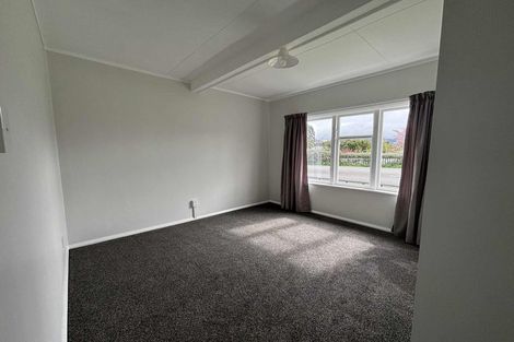 Photo of property in 88 Victoria Street, Carterton, 5713