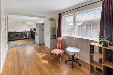 Photo of property in 119 Omata Road, Marfell, New Plymouth, 4310