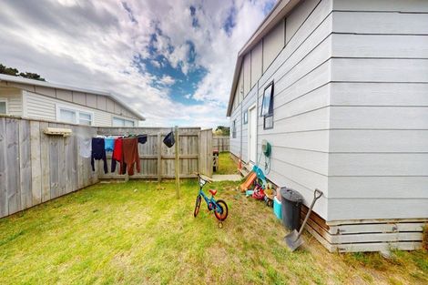 Photo of property in 74a Cornfoot Street, Castlecliff, Whanganui, 4501