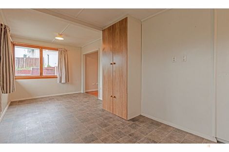 Photo of property in 3 Clifton Terrace, West End, Timaru, 7910