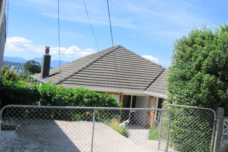 Photo of property in 7 Mertoun Terrace, Highbury, Wellington, 6012