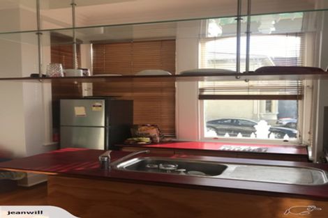 Photo of property in 24 Majoribanks Street, Mount Victoria, Wellington, 6011