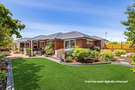 Photo of property in 10 Apollo Place, Papanui, Christchurch, 8052