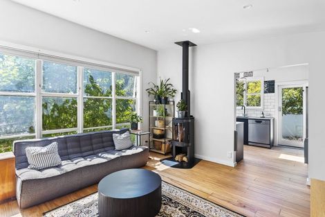 Photo of property in 28 Eatwell Avenue, Paraparaumu Beach, Paraparaumu, 5032