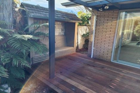 Photo of property in 1/1 Guinness Crescent, Ilam, Christchurch, 8041